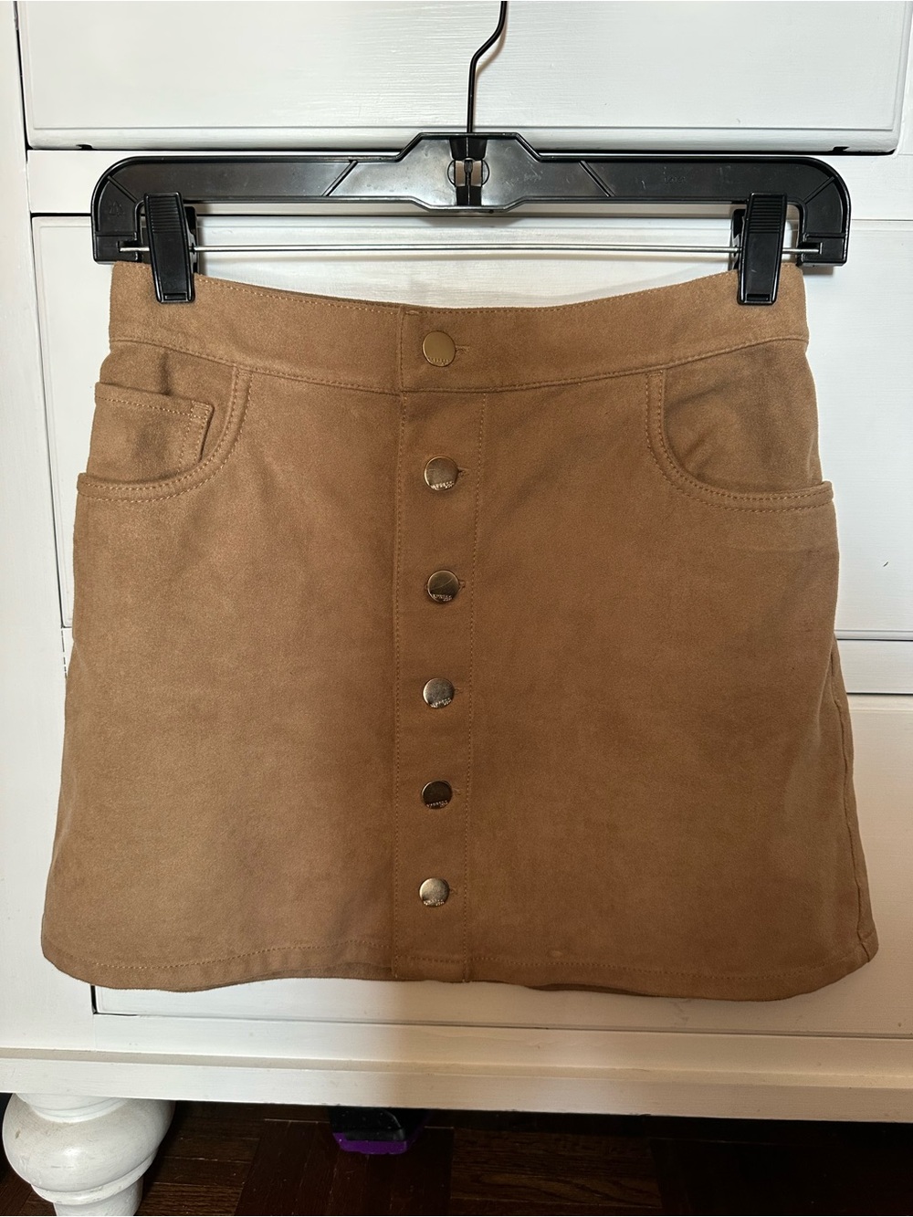 Express Camel Button-Front Mini Skirt